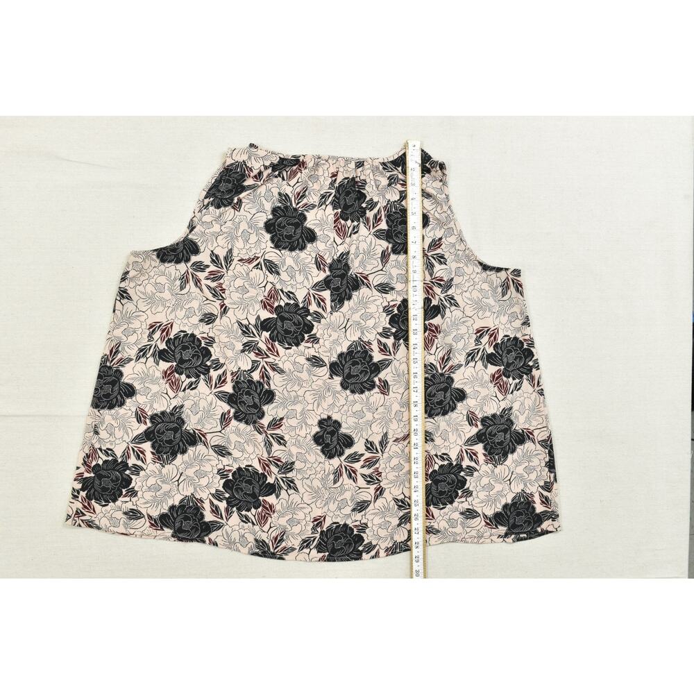 Lane Bryant Size 22 Sleeveless Floral Print V-Neck Blouse Tank Top Black Pink - Picture 3 of 8